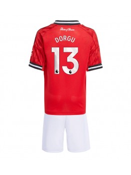 Manchester United Patrick Dorgu #13 Dječji Domaci Dres kompleti 2025-26 Kratak Rukavima (+ kratke hlače)